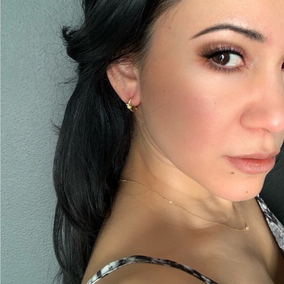 NEW 18K dainty Gold knotted rope earrings - Picture 4 of 4